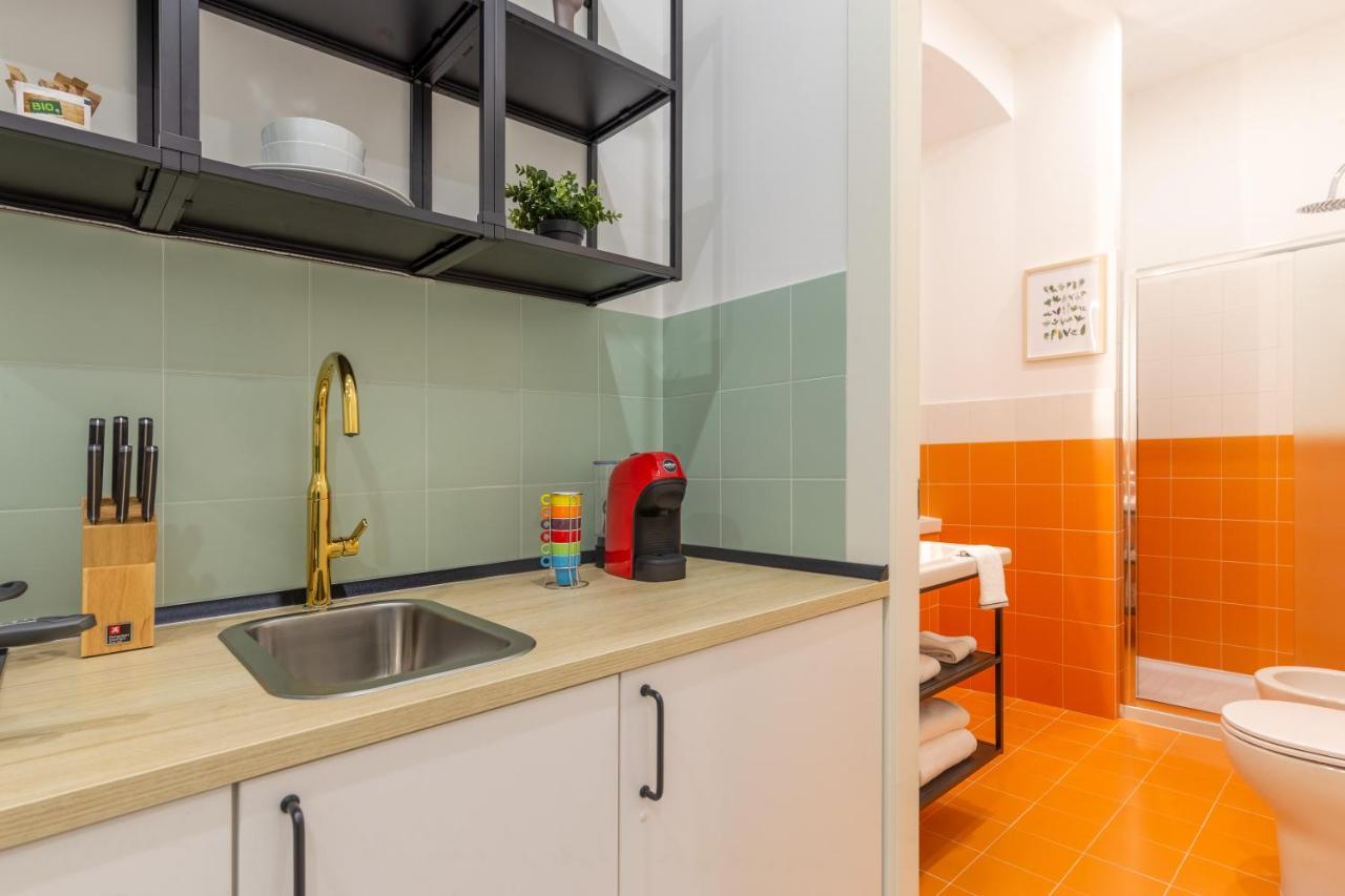Lovely And Tiny Pied-A-Terre In The City Center Trieste Bagian luar foto