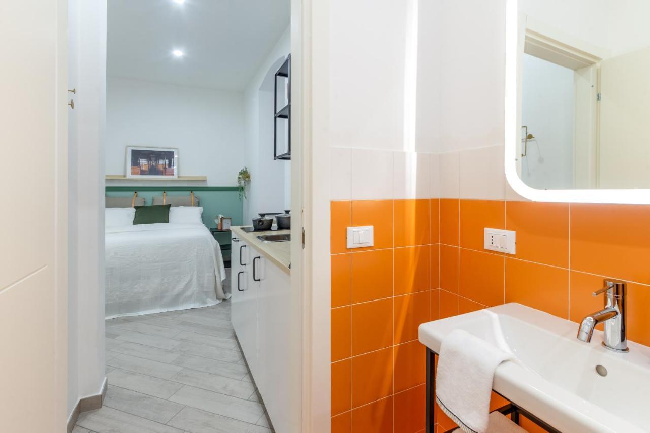 Lovely And Tiny Pied-A-Terre In The City Center Trieste Bagian luar foto