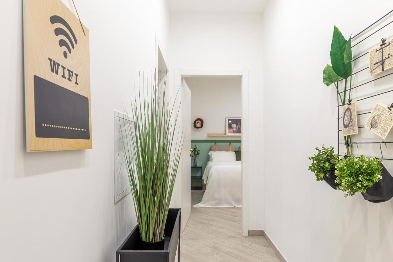 Lovely And Tiny Pied-A-Terre In The City Center Trieste Bagian luar foto